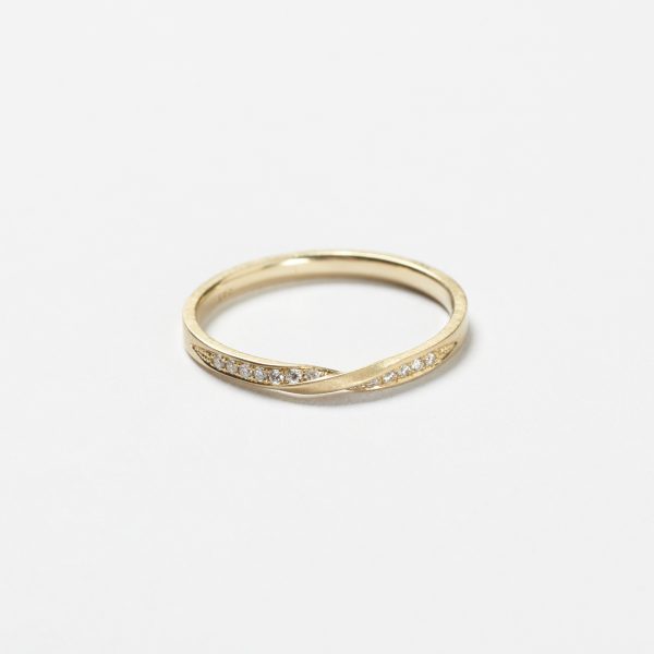 Ring Twist mit weißen Diamanten